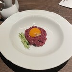 肉のひぐち直営焼肉 安福 - 桜ユッケ