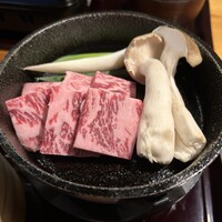 すき焼きと牛まぶし ももしき - 