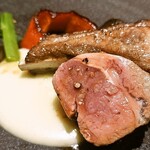 Motivo ワインと料理 - オーストラリア産、子羊の香草焼き