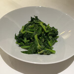 ヤウメイ - 台湾A菜魚風味豆豉炒めだったかな？
      それとも香港白菜ガーリック炒めだったかな？