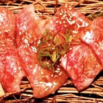 とり焼き・松阪牛ホルモン 月や - 