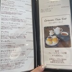 THE THREE LITTLE PIGS - 