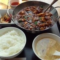 過門香 丸の内トラストタワー店 - 麻婆豆腐（ご飯）