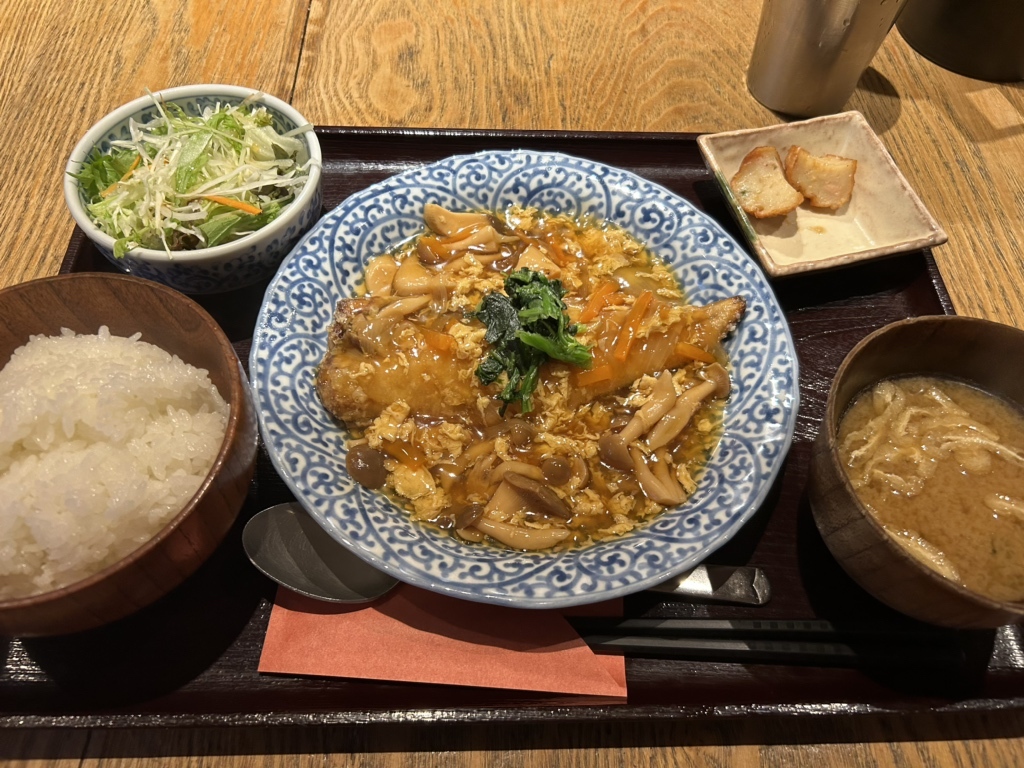 【たけとら】 たけとら - 虎ノ門/海鮮 | 食べログ