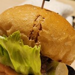 焼肉割烹 たか松 - 牛まみれバーガー