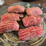 焼肉 三日月 - 