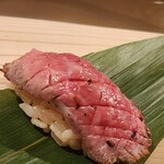 焼肉割烹 たか松 - 肉寿司