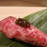 焼肉割烹 たか松 - 肉寿司