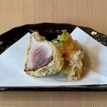 天ぷらとワイン 小島 - カツオのレアステーキ天