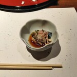 博多水炊き・鶏すき鍋 西新初喜 - つき出し