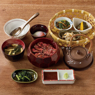 和牛ひつまぶし 六重亭_1