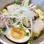 ベトナムデリ珈琲 - チャーシューご飯