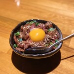 和食バル KO-IKI - ・ローストビーフユッケ 690円/税抜