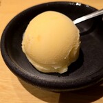 お魚処 うおとも - りんごシャーベット