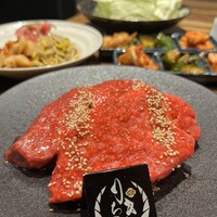 黒毛和牛ヘレ肉専門店 炭火焼肉 りきちゃん 北浜店 - 