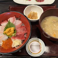 御影蔵 丸ビル - 海鮮丼