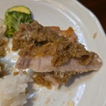 キッチン ブルー グローブ - タップリ、デュクセルを乗せて