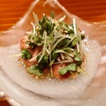 山はしる - マイクロハーブと白肝（白肝は半年ぶりぐらいに自然に出来たものらしい）