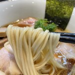 らぁ麺 せんいち - 滑らかな麺