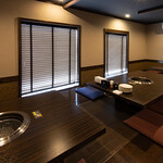 宴会焼肉 仁と肉 - 座敷
