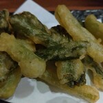 信州炭火炉端 すえひろ - 野沢菜の天ぷら