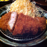 厚切りロースカツ