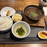 鉄鍋麻婆豆腐専門店 想一 - 夜定食の鉄鍋麻婆豆腐1562円