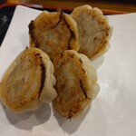 中国料理 麟 - 焼き小籠包。