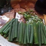 麺や 桜風 - 肩ロースチャーシュー麺（しょうゆ）小ネギトッピング