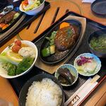 レストラン１４１ - 