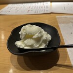 炭火割烹 麻布龍土町 - ジェラート（つや姫）