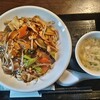 城華 - 五目餡掛け焼きそば　大盛。。。スープ鉢に比べると。