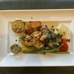 ダンデライオン - サーモンと海老、帆立。