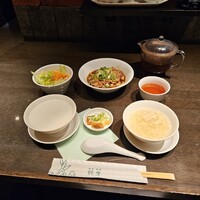 廣東料理 民生 ヒルトンプラザウエスト店 - 