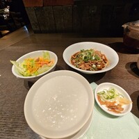 廣東料理 民生 ヒルトンプラザウエスト店 - 