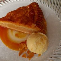 MAIN DINING by THE HOUSE OF PACIFIC - アップルパイ