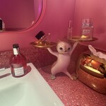 西麻布 焼肉 X - 香水なども置いてる