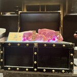 西麻布 焼肉 X - 今回使うお肉たち♡