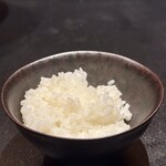 西麻布 焼肉 X - 粒立っててごはんもうまい