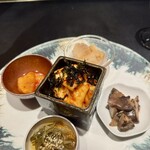 西麻布 焼肉 X - 自家製キムチと旬野菜の小鉢