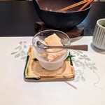 郷土料理ともん - わたくしはイタドリを何度も頂いているので柿のアイスを出してくださいました