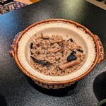 郷土料理ともん - 舞茸と香茸の量がすごいご飯