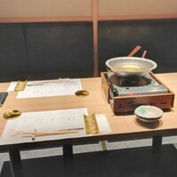 蟹たくみ - テーブル席