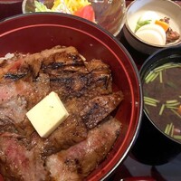 赤坂 津つ井 総本店 - 