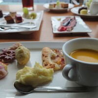 XEX TOKYO / Salvatore Cuomo Bros. - 