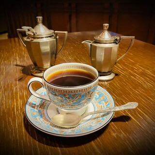 サロン・ド・カフェ よしだ_1