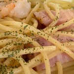Cafe&Dining にこり - パスタセット〔えび&ベーコン〕ペペロンチーノ※スープ&サラダ付き