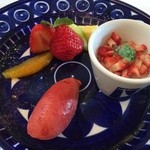 リストランテ・マッサ - 苺のパンナコッタ、苺のジェラート