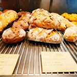 Mel - Atmosphere of the Store