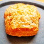 Mel - Pain au Chocolat, JPY 390